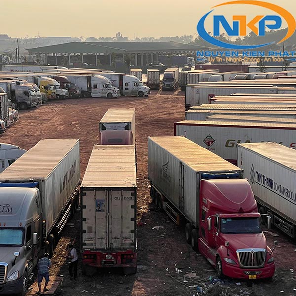 Những lưu ý khi thuê container chở hàng Bắc Nam Những lưu ý khi thuê container chở hàng Bắc Nam