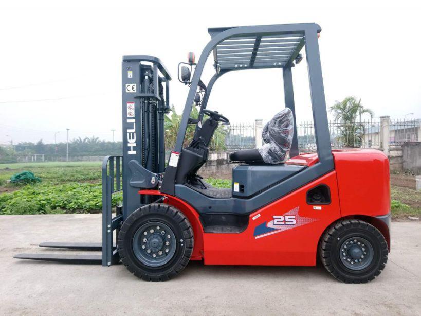 Các loại xe nâng phổ biến tại TPHCM