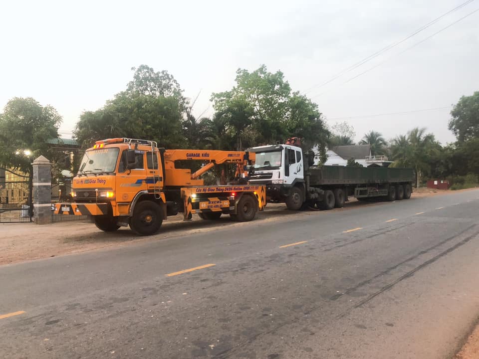 Cứu Hộ Giao Thông Bình Dương 24/7 | NKP Logistics – Nhanh, Uy Tín, Giá Tốt Cứu Hộ Giao Thông Bình Dương 24/7 | NKP Logistics – Nhanh, Uy Tín, Giá Tốt