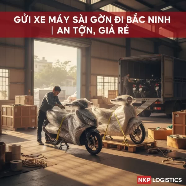 Bọc xe máy cẩn thận