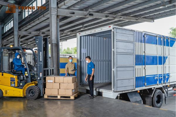 Quy trình vận chuyển hàng ghép Bắc Nam chuyên nghiệp tại Nguyễn Kiên Phát Logistics Quy trình vận chuyển hàng ghép Bắc Nam chuyên nghiệp tại Nguyễn Kiên Phát Logistics