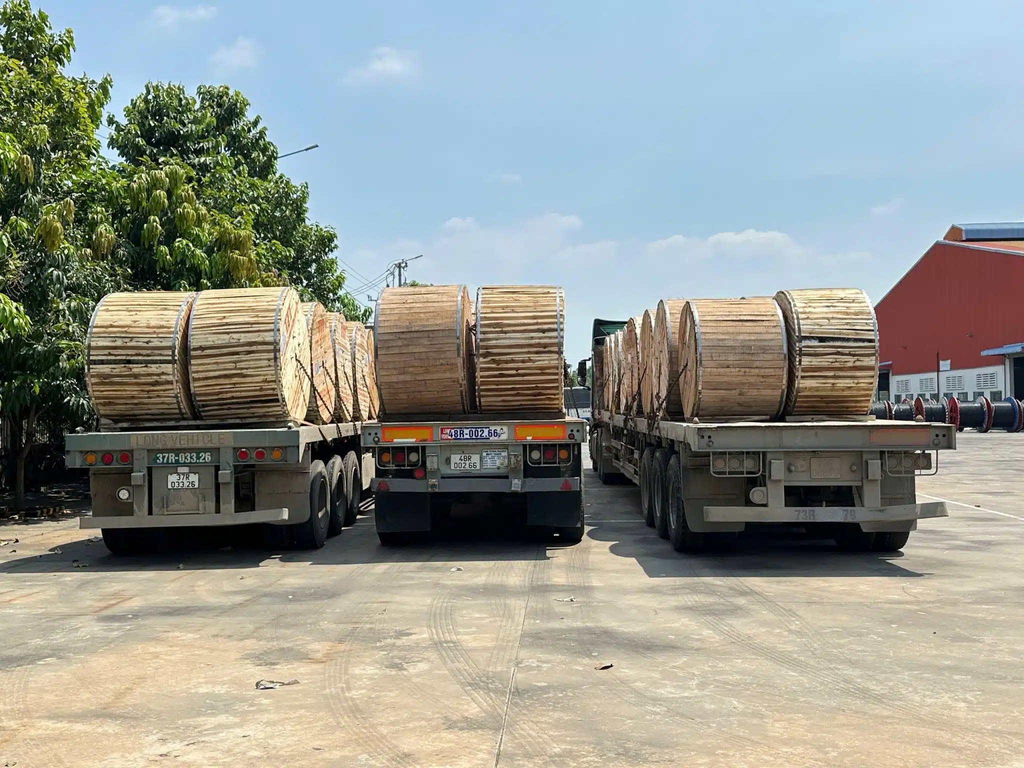 Vận chuyển hàng quá khổ quá tải Bình Dương | NKP Logistics Vận chuyển hàng quá khổ quá tải Bình Dương | NKP Logistics