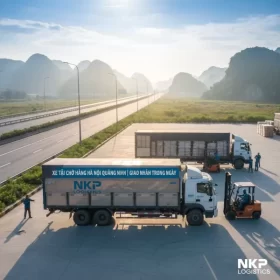 Dựa trên tiêu đề 'Xe Tải Chở Hàng Hà Nội Quảng Ninh | Giao Nhanh Trong Ngày', dưới đây là 5 từ khóa ảnh độc đáo: